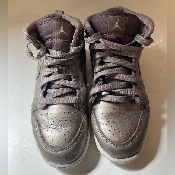Air Jordan 1 - Sepia Stone size 2.5Y - Picture 2 of 4